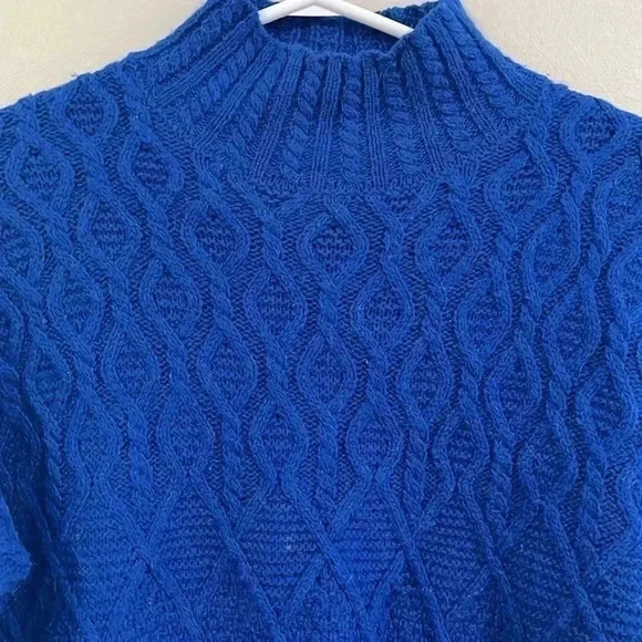 [S]Tahari Blue  Mock Neck Cable Knit Pull Over Ribbed Sweater - Picture 2 of 6